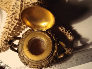 Чернильница