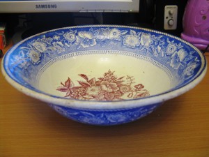 Фарфоровая миска М.С.Кузнецова