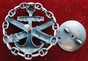 Знак морского артиллерийского класса.