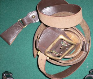 разбирая завалы