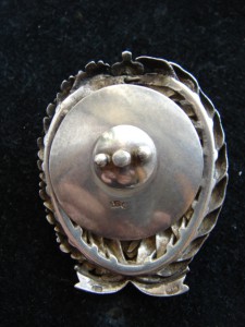 За окончание Военно-Инженерной академии 84 проба клеймо "АС"