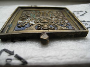 Иконка в металле с эмалью.Обсуждение, продажа.