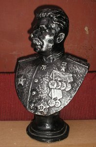 Бюст Сталина. Касли. Чугун.