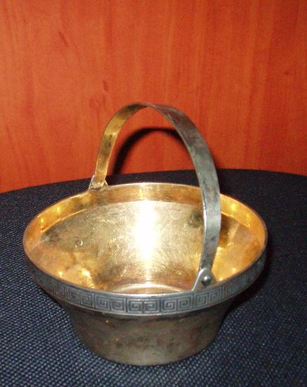 МНОГО СОВЕТСКОГО СЕРЕБРА.