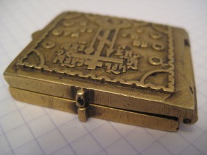 Складень 3,5*4 см с эмалью