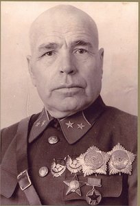 Генерал с двумя Бухарскими орденами