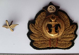 Шитая Кокарда ВМФ и петличный знак ВВС !