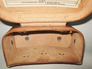 подсумок СА ... НСДАП  ... 1934г. кожа... в идеале!!