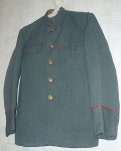 Китель+ брюки 43г.