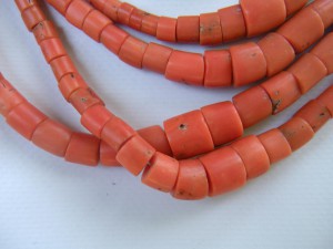 Коралловые бусы.
