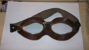 Мотоциклетные очки.