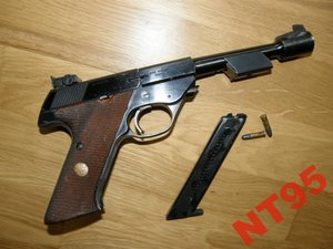 Несколько малокалиберных пистолетов (Star, MAB, etc)