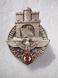 Знак HJ "Reichskampf 1938. Hamburg". Изготовлен из бунтметал