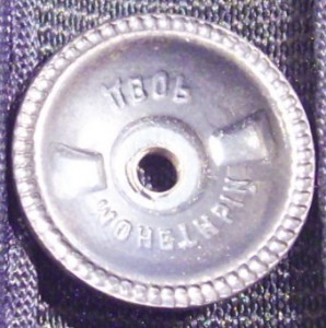 Нагрудный знак с док_ Военной академии связи имени Буденного