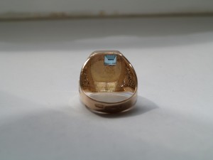 красивая мужская печатка 583