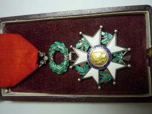 Девочка с игрушкой и собачкой  ----  мпц.1т. ----блиц 1.5т.