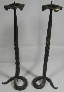 ПОДСВЕЧНИКИ 2 ШТ.