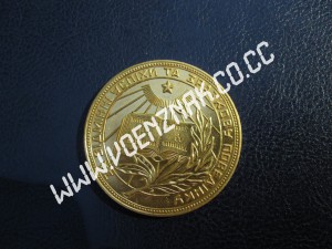 Школьная золотая медаль за отличное окончание школы УРСР