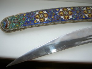 Сувенирная серебряная шашка на эмалях.КРАСОТИЩА!ДЁШЕВО!