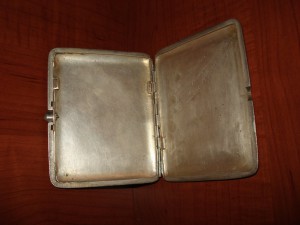 Портсигар 84.Эмаль.Николай Зверев.