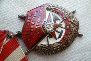 Грудь полковника-еврея.(все доки)