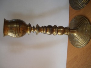 2 бронзовых подсвечника