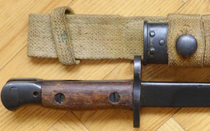 Штык No1MKII к винтовке Ли-Энфильд.