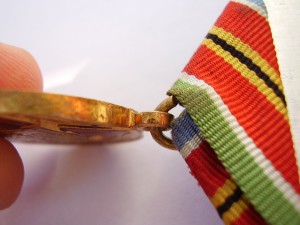 Медали