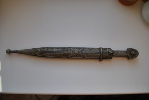Кинжал серебро