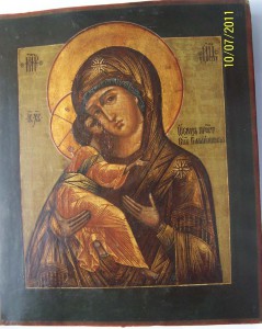 Икона Владимировской БМ,аналой.