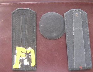 Погоны с бушлата моряка ушедшего на ДМБ...