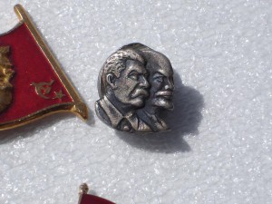 Довоенный значок Ленин-Сталин.