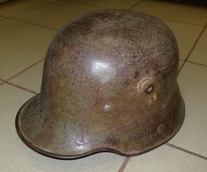 Немецкая каска Рогач