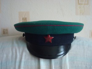 Фуражка пограничника,старая.
