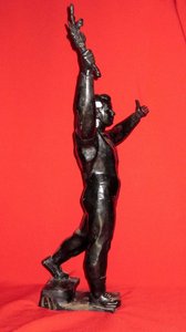 Юрий Гагарин ОГРОМНАЯ СКУЛЬПТУРА 1976 год КАСЛИ высота 60 см