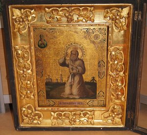 Серафим Саровский. Сусалка. Аналой, в киоте