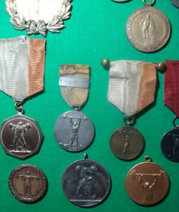 продажа коллекции знаков по штанге №6 Европа.1900-60.г