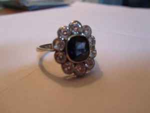 Кольцо с сапфироми 10шт брилиантами