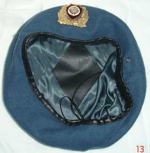 Фуражка и берет таможенника СССР.