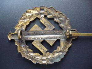 Знаки разные 3 Рейх ( 9 штук)