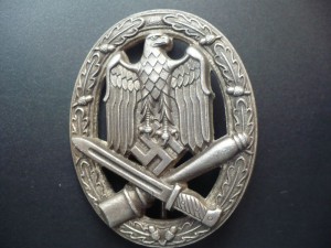 Знаки разные 3 Рейх ( 9 штук)