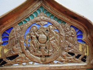Пластика. Забор не полный, 6 эмалей.