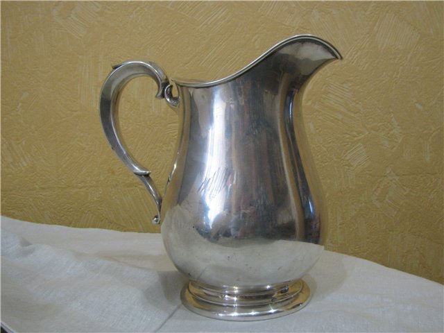 Кофейник и кувшин серебро