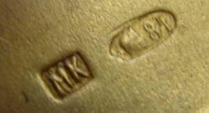 Портсигар "ТЕПЛАЯ ВСТРЕЧА ПОДВЫПИВШЕГО МУЖА "