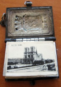 Мини книга 2 x 2,5 см Фототипии "старый Париж"
