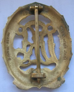 Золотой знак DRL