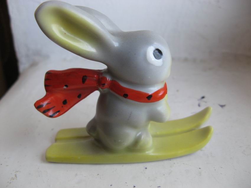 Заяц лыжник