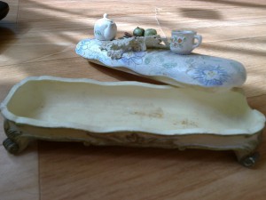 столик для кукол фарфор