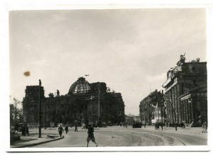 ГСС на крыше Рейхстага 1945 г. фото,Продано.