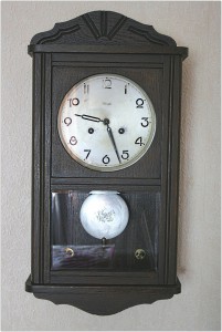 Часы настенные Kienzle